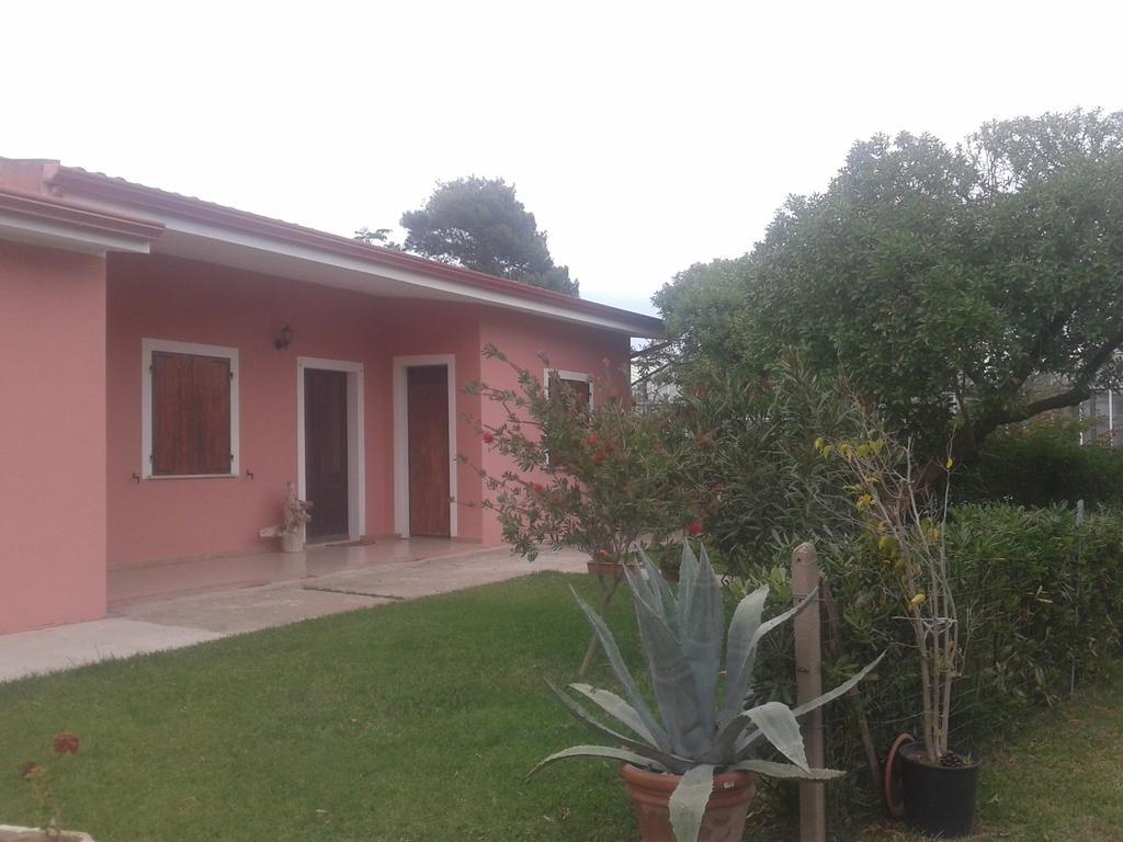 SantʼAnna Arresi La Contea Bed & Breakfast エクステリア 写真