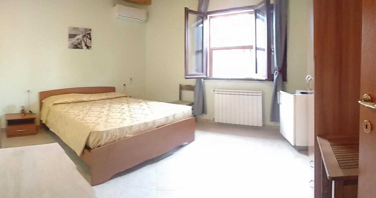 SantʼAnna Arresi La Contea Bed & Breakfast エクステリア 写真